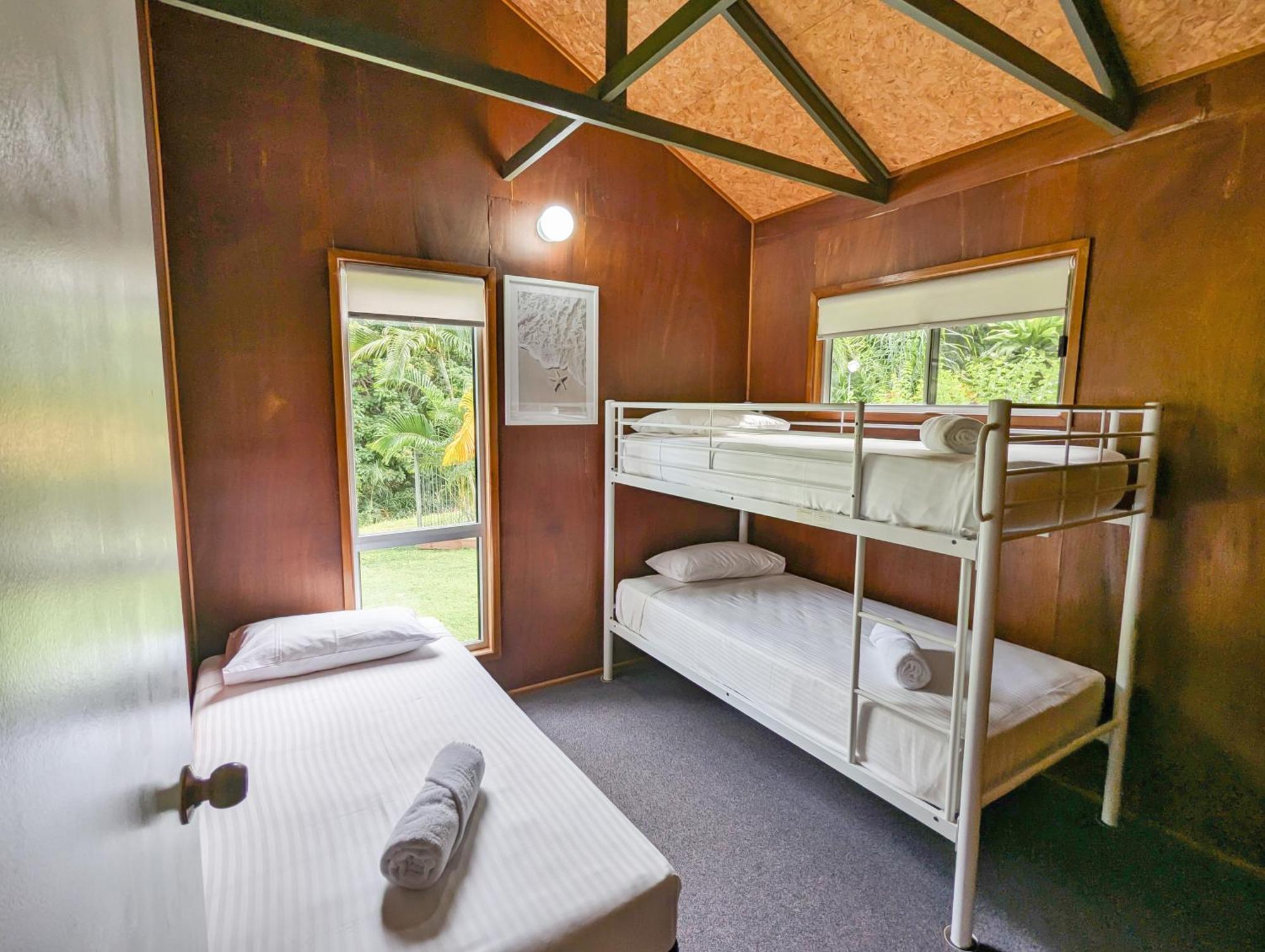 Gumnut Glen Cabins เยพพูน ภายนอก รูปภาพ